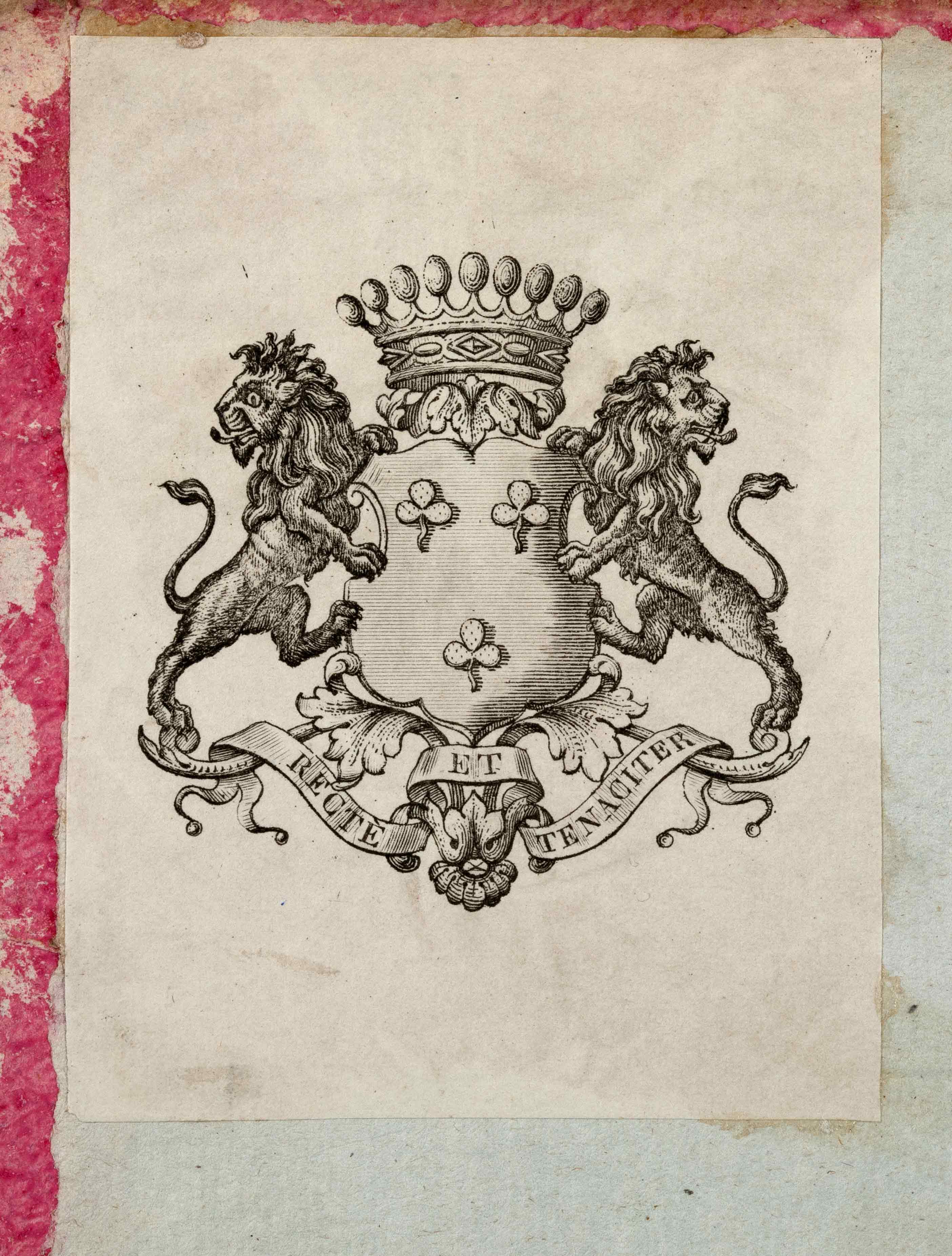 Coat of arms with a crown and two lions to its left and right. Below the inscription RECTE ET TENACITER.  Page from Voyage de Néarque