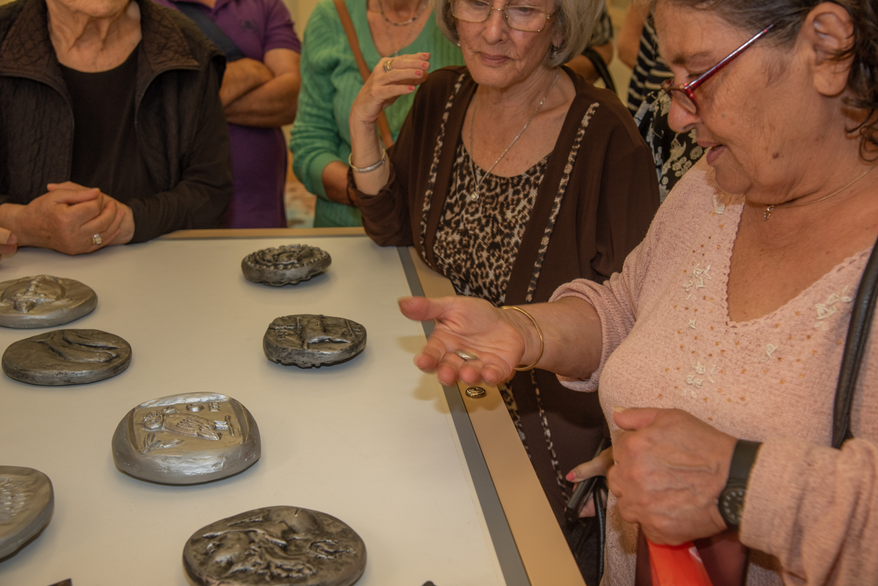 Snapshot from a touch tour at the Banknote Museum