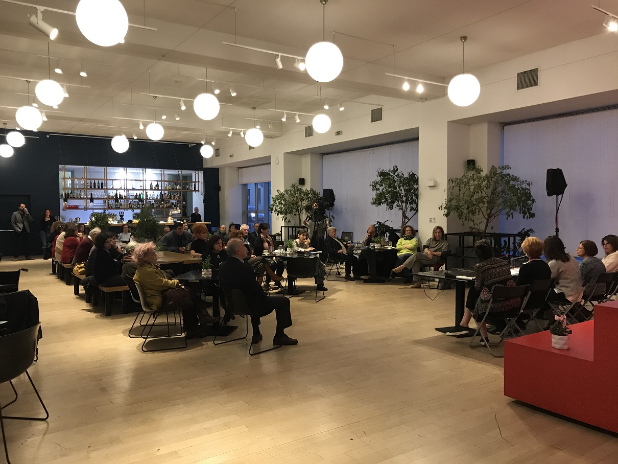 Εκθέματα «Υφάνσεις. Ζωγραφική και ταπισερί» 